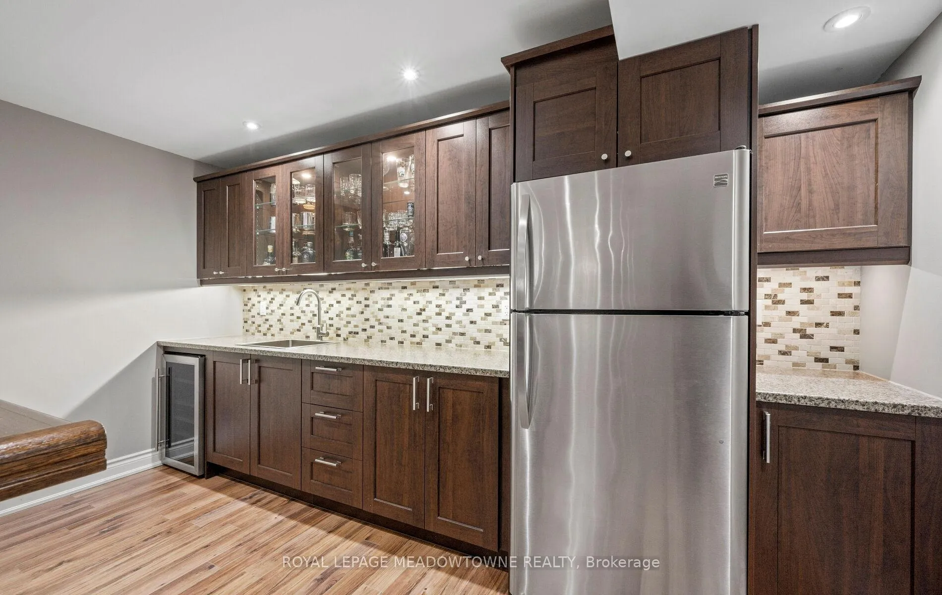 Photo 33 of 21 Tristan Court, Brampton, Bram West — HOMEH