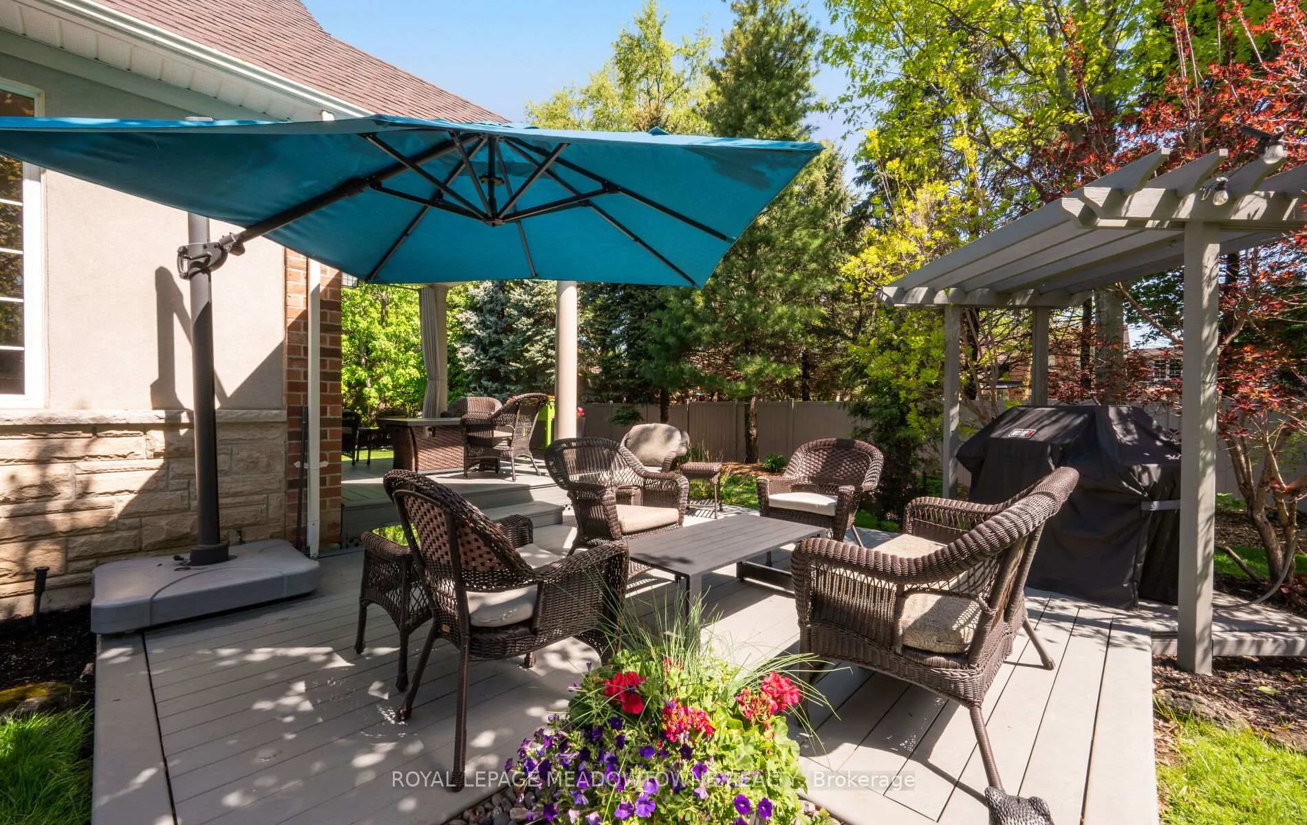 Photo 40 of 21 Tristan Court, Brampton, Bram West — HOMEH