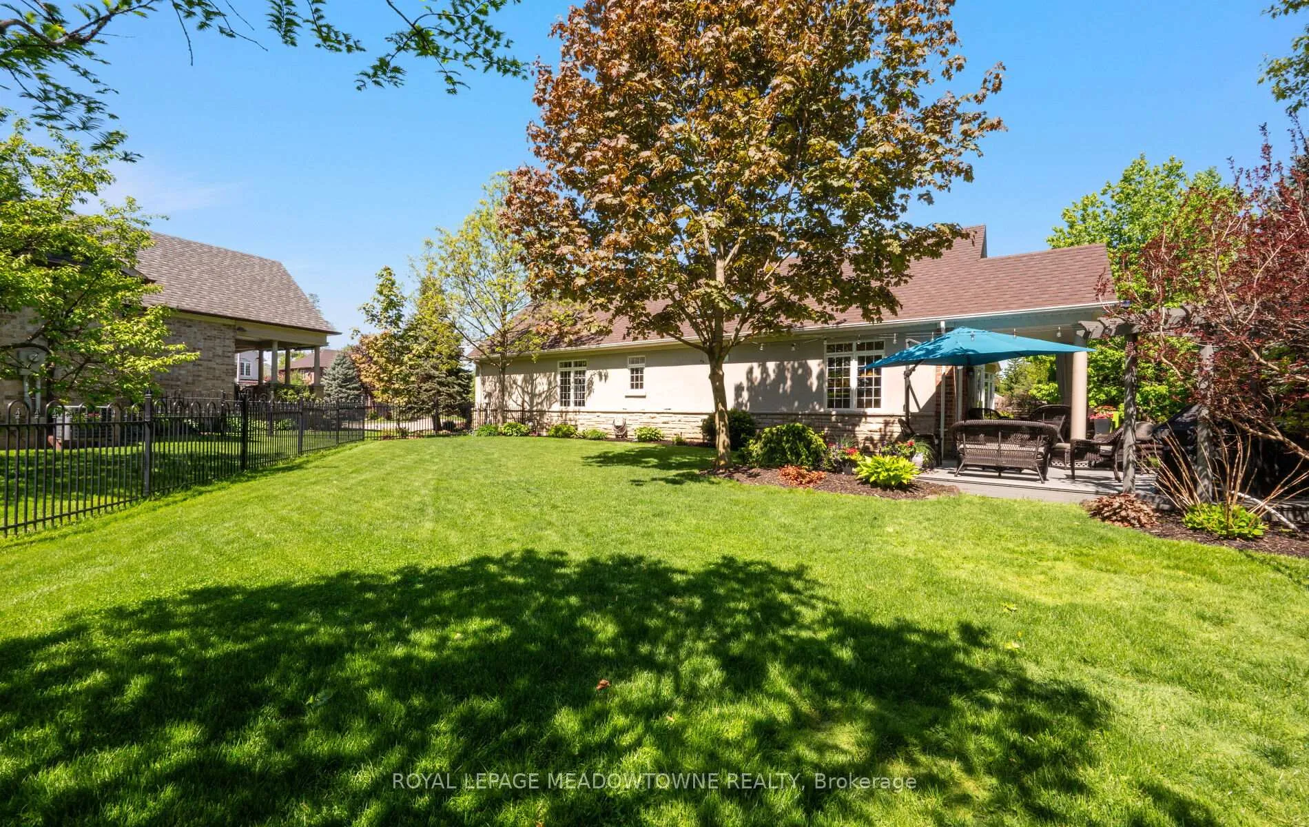 Photo 45 of 21 Tristan Court, Brampton, Bram West — HOMEH