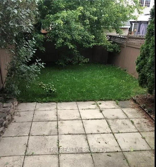 Photo 3 of 19 Mountshannon Drive, Ottawa, Barrhaven - Longfields — HOMEH