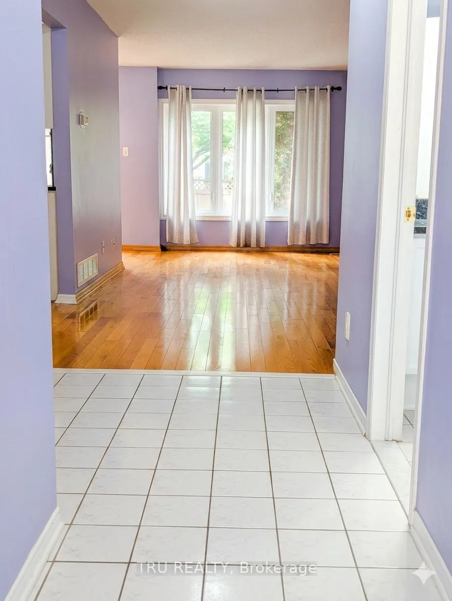 Photo 6 of 19 Mountshannon Drive, Ottawa, Barrhaven - Longfields — HOMEH
