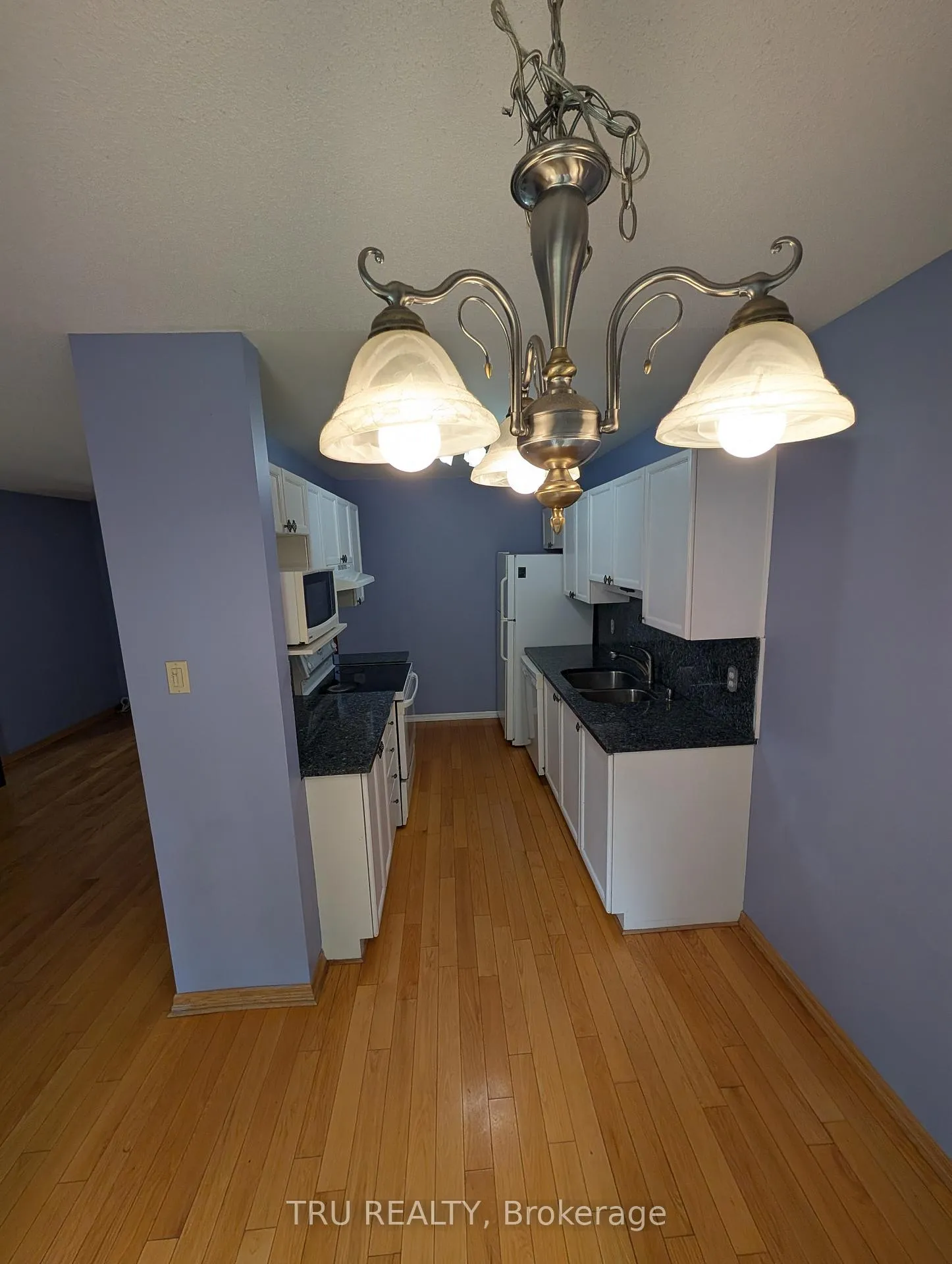 Photo 11 of 19 Mountshannon Drive, Ottawa, Barrhaven - Longfields — HOMEH