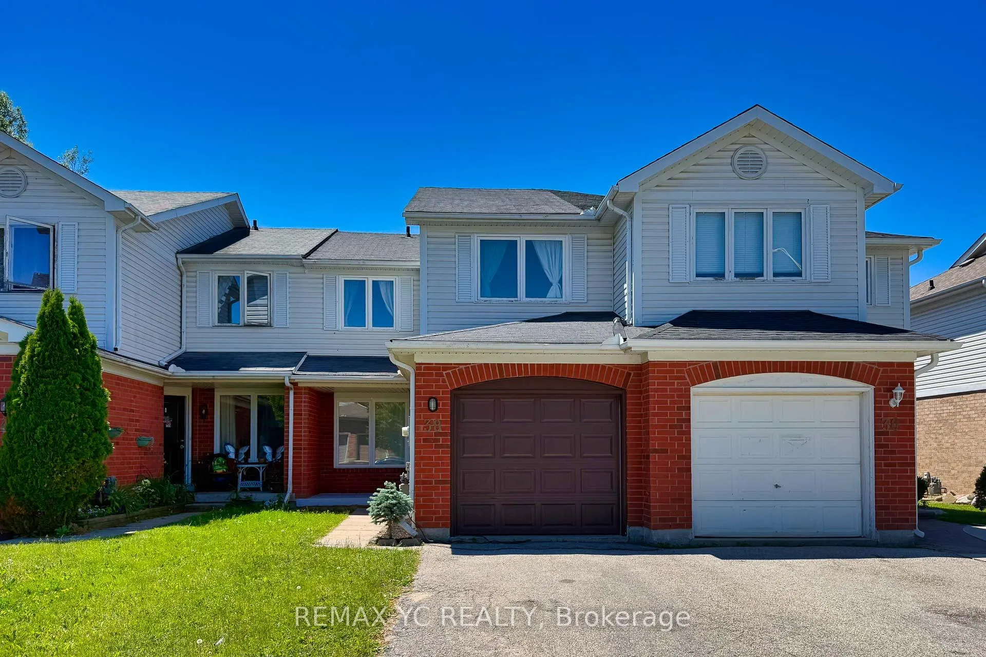 Front of 38 Pickett Crescent