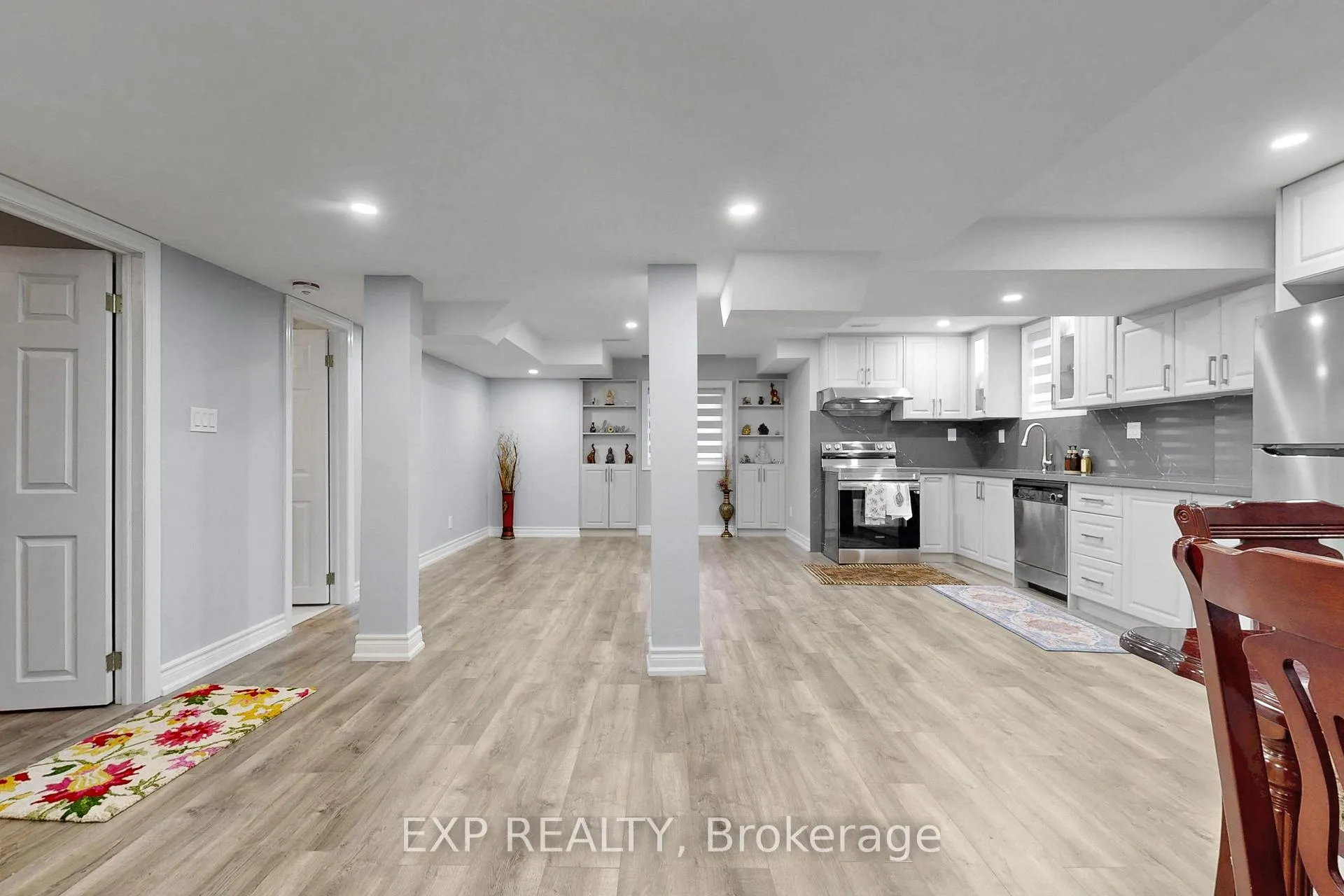 Photo 5 of Unit Lower, 50 Walford Road, Markham, Middlefield — HOMEH