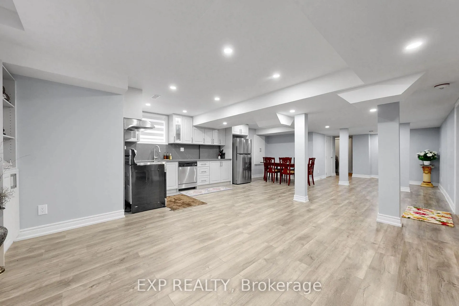 Photo 13 of Unit Lower, 50 Walford Road, Markham, Middlefield — HOMEH