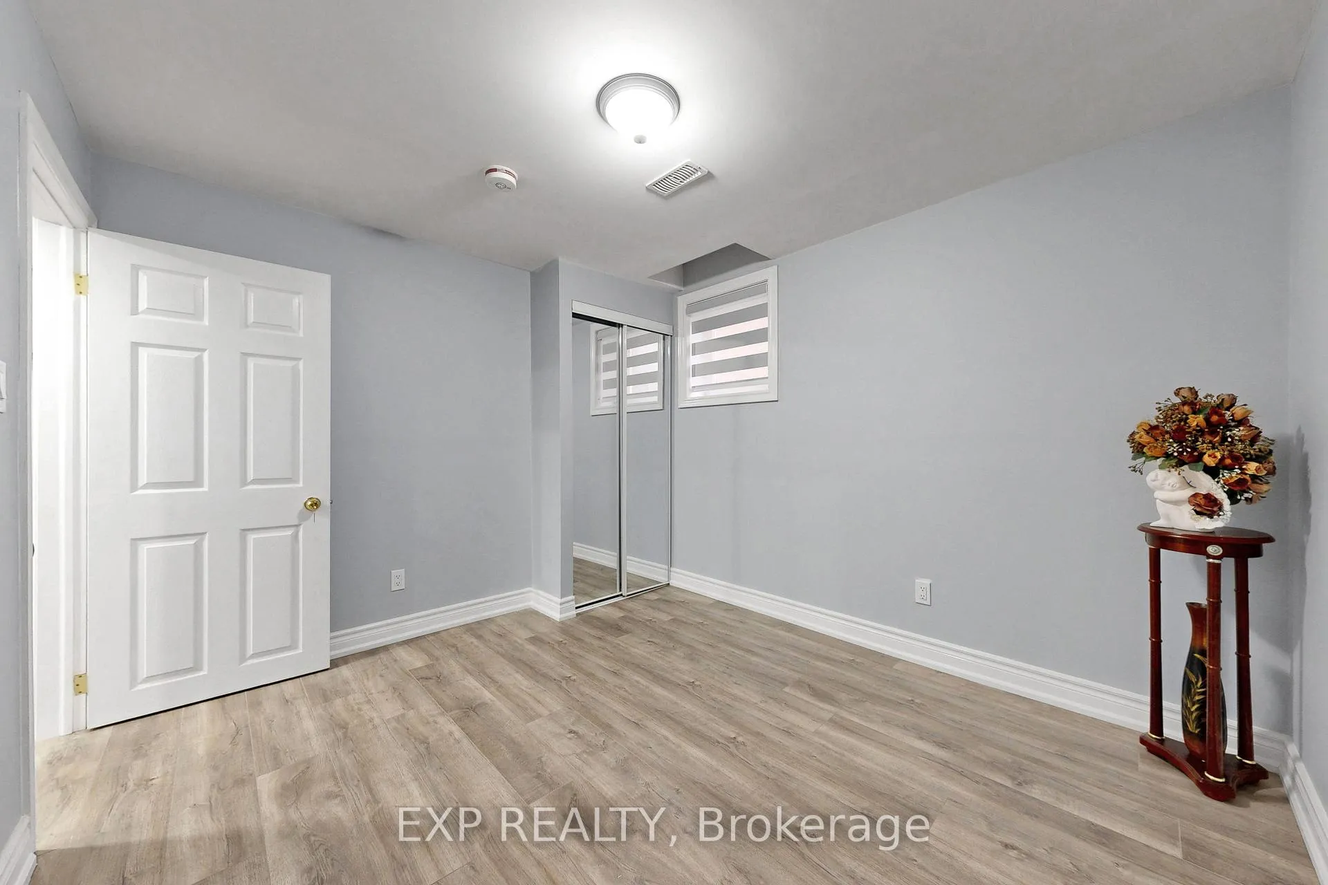 Photo 15 of Unit Lower, 50 Walford Road, Markham, Middlefield — HOMEH