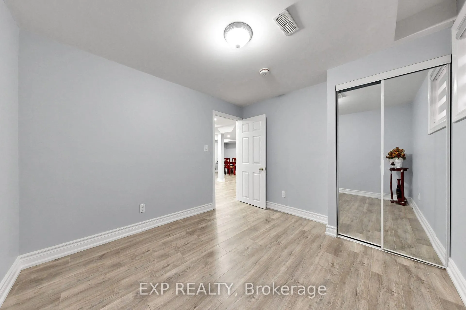 Photo 17 of Unit Lower, 50 Walford Road, Markham, Middlefield — HOMEH