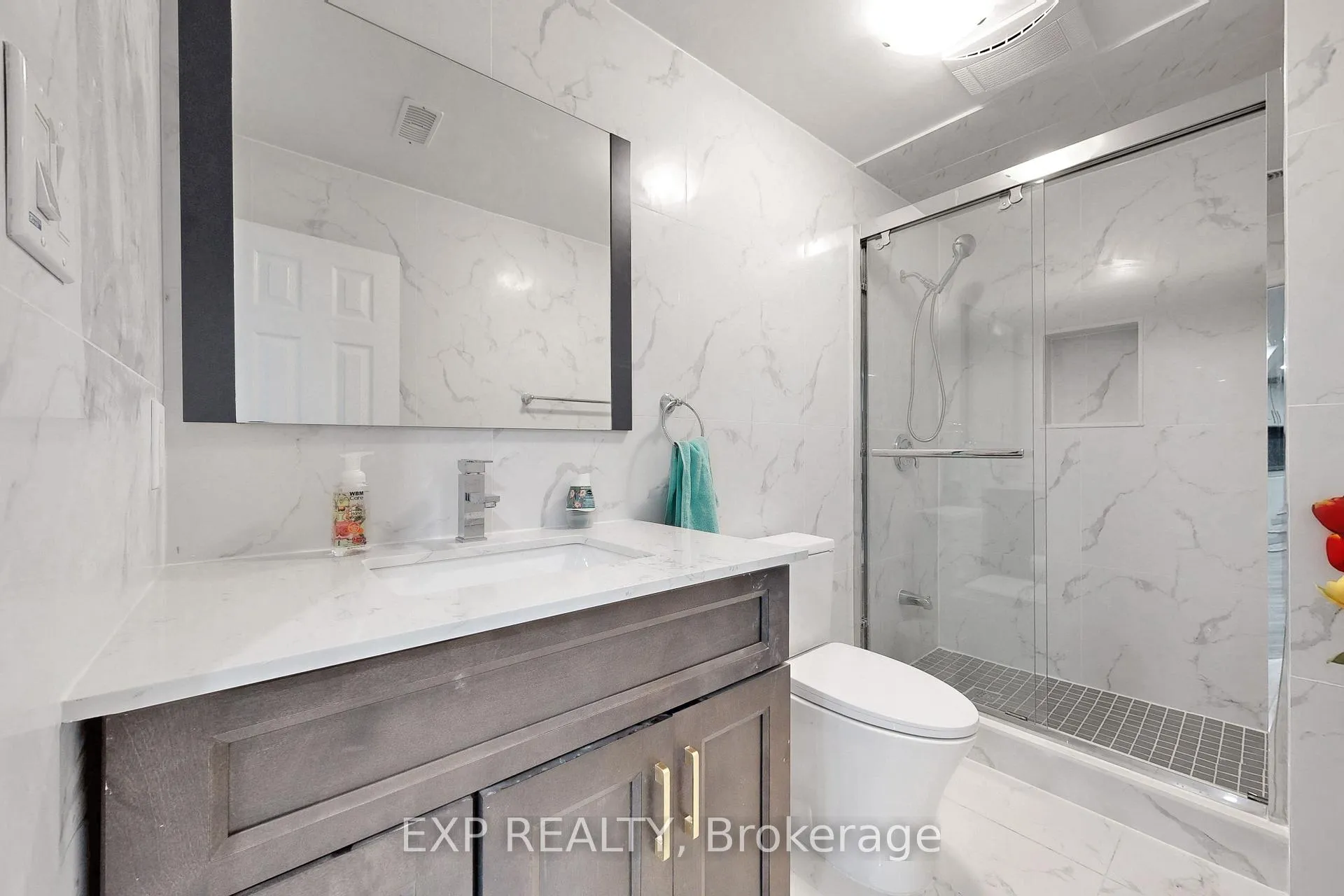 Photo 18 of Unit Lower, 50 Walford Road, Markham, Middlefield — HOMEH