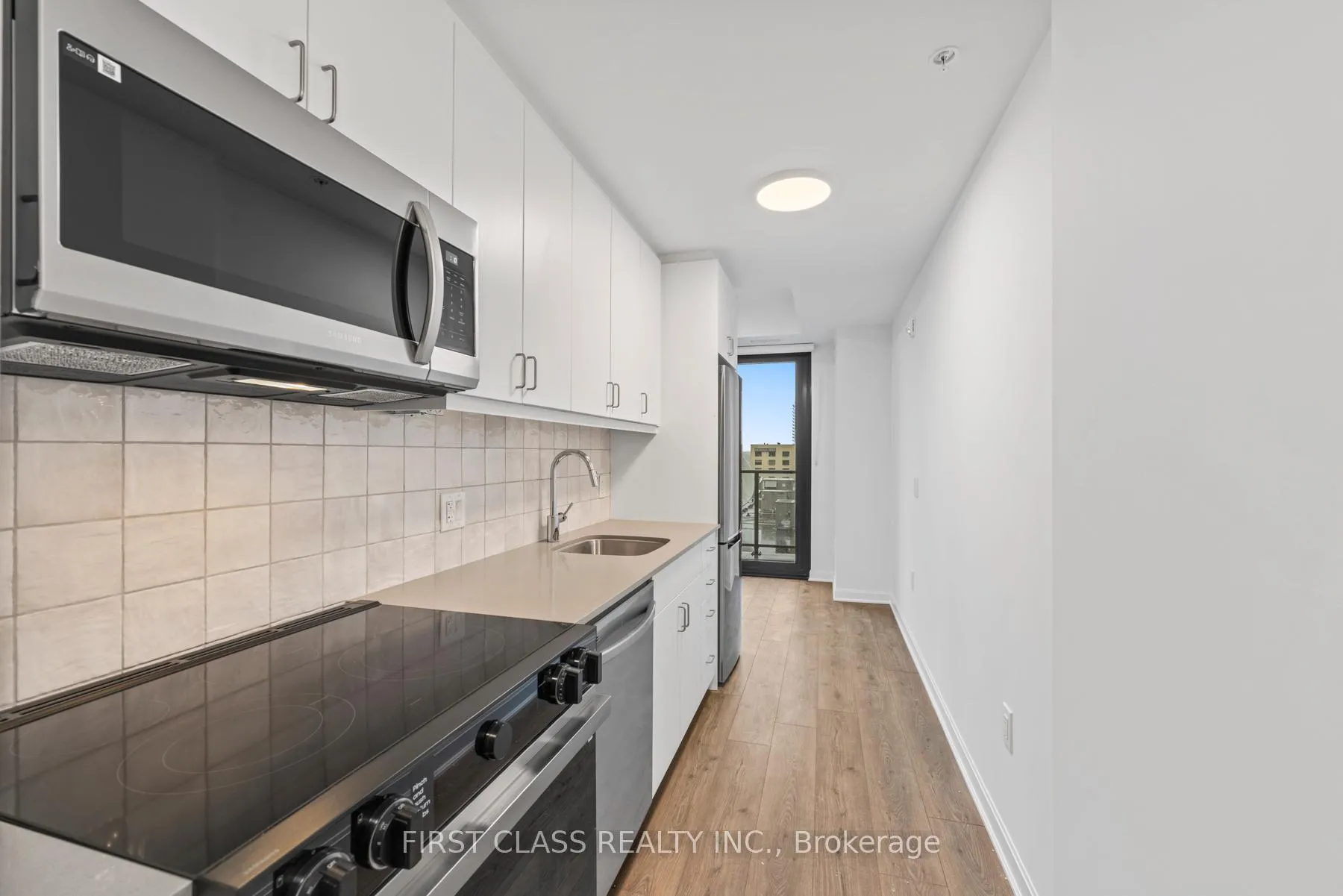 Photo 4 of Unit 403, 223 Princess Street, Kingston, East of Sir John A. Blvd — HOMEH