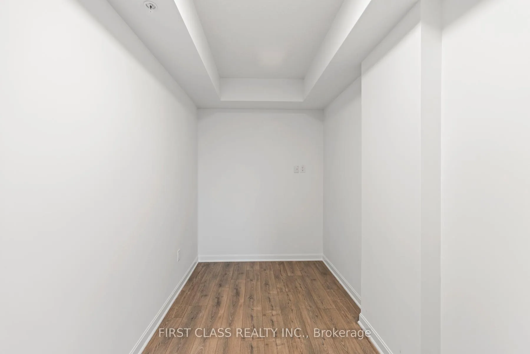 Photo 12 of Unit 403, 223 Princess Street, Kingston, East of Sir John A. Blvd — HOMEH