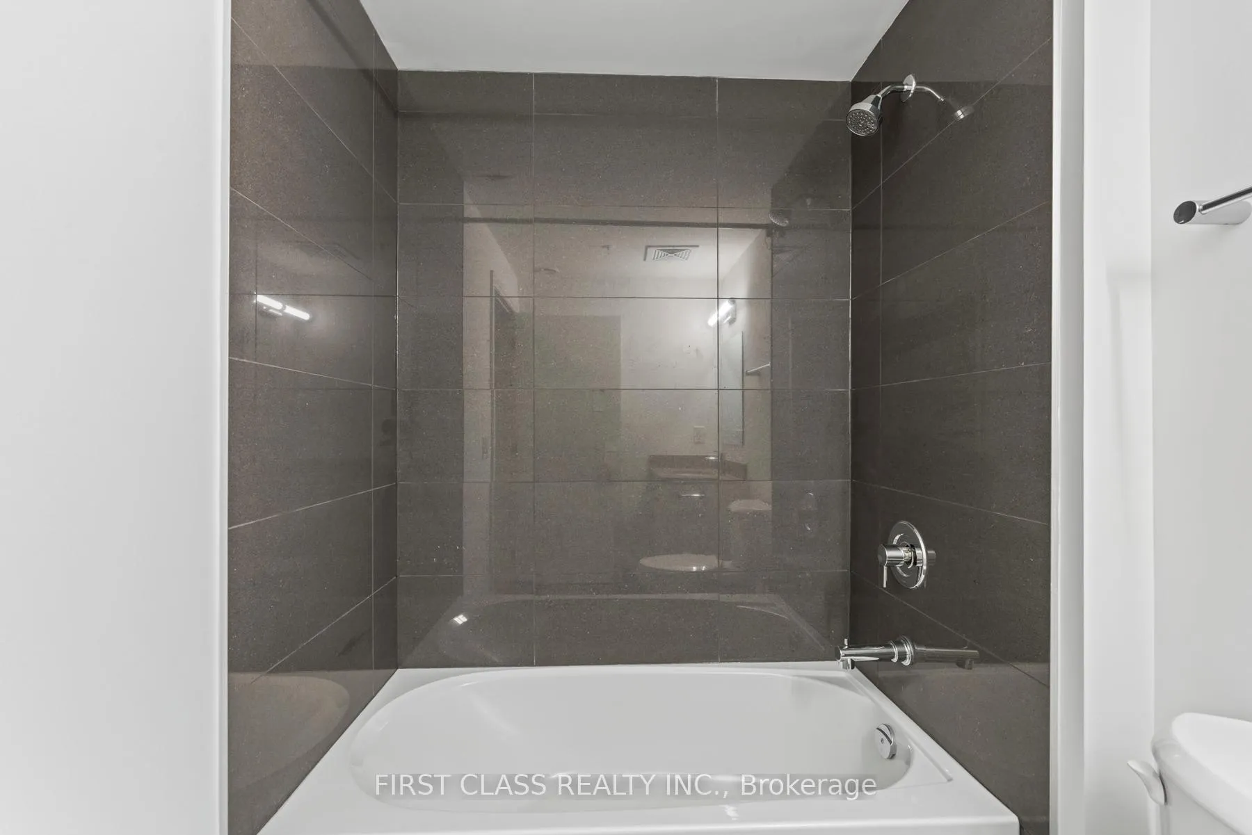 Photo 16 of Unit 403, 223 Princess Street, Kingston, East of Sir John A. Blvd — HOMEH