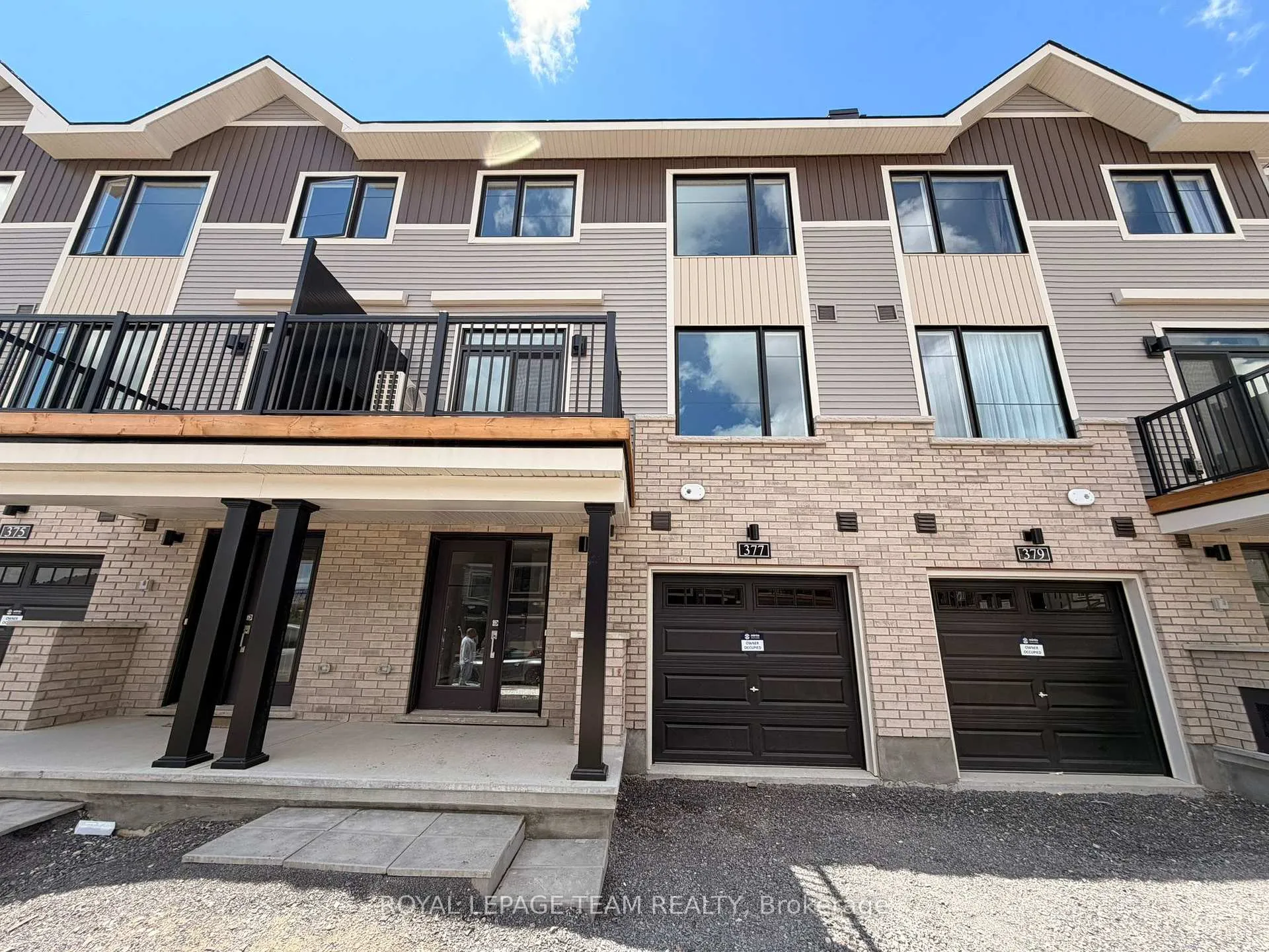 Photo 3 of 377 Bankside Way, Ottawa, Barrhaven - Half Moon Bay — HOMEH