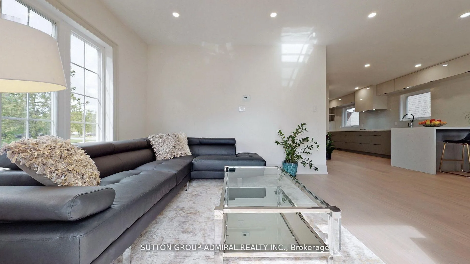 Photo 5 of 470 Doubletree Lane, Newmarket, Summerhill Estates — HOMEH