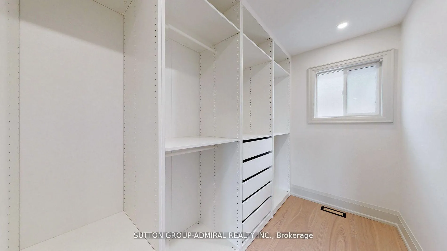 Photo 22 of 470 Doubletree Lane, Newmarket, Summerhill Estates — HOMEH