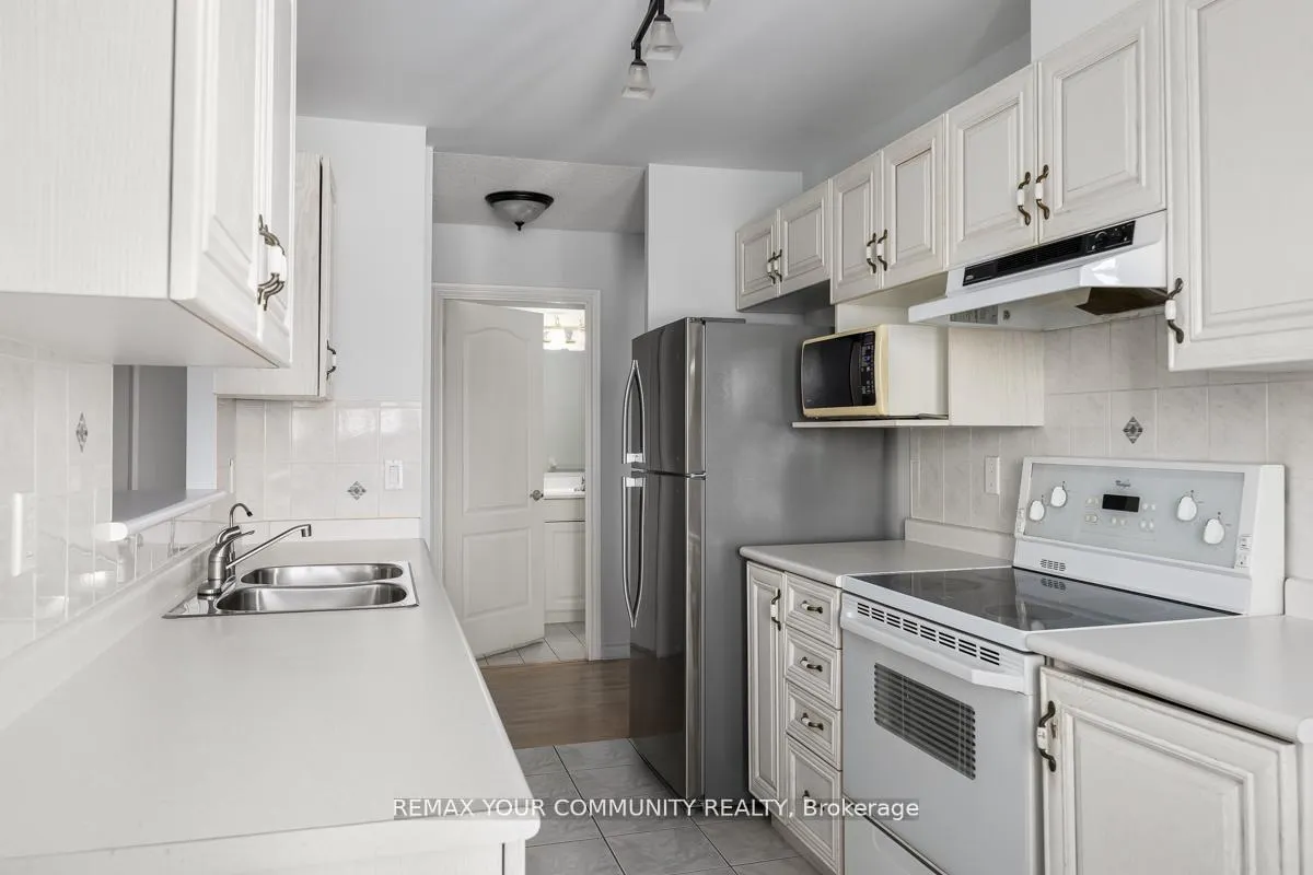 Photo 15 of Unit 601, 7 Dayspring Circle, Brampton, Goreway Drive Corridor — HOMEH