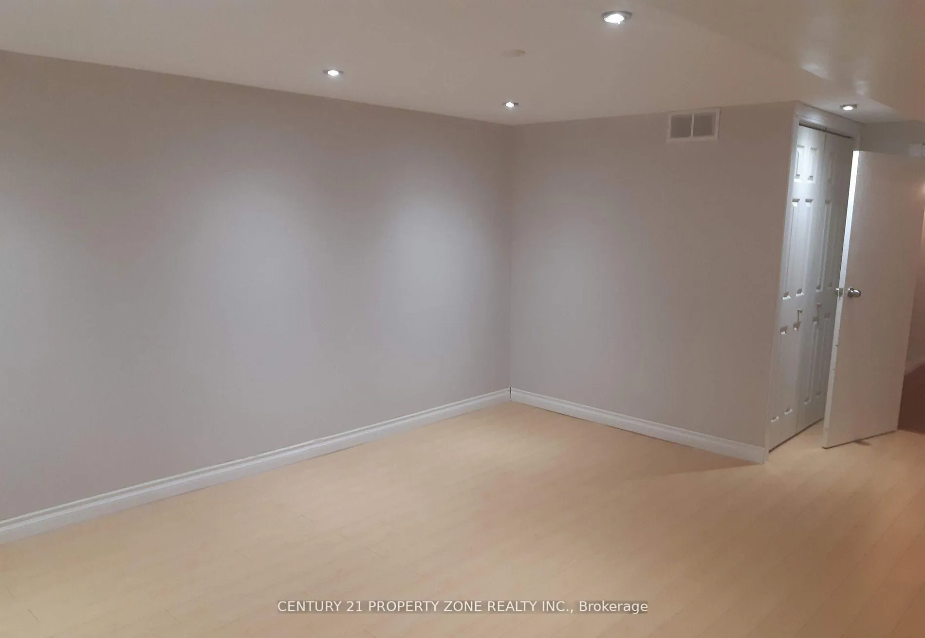 Photo 5 of Unit Upper, 164 Earnscliffe Circle, Brampton, Southgate — HOMEH