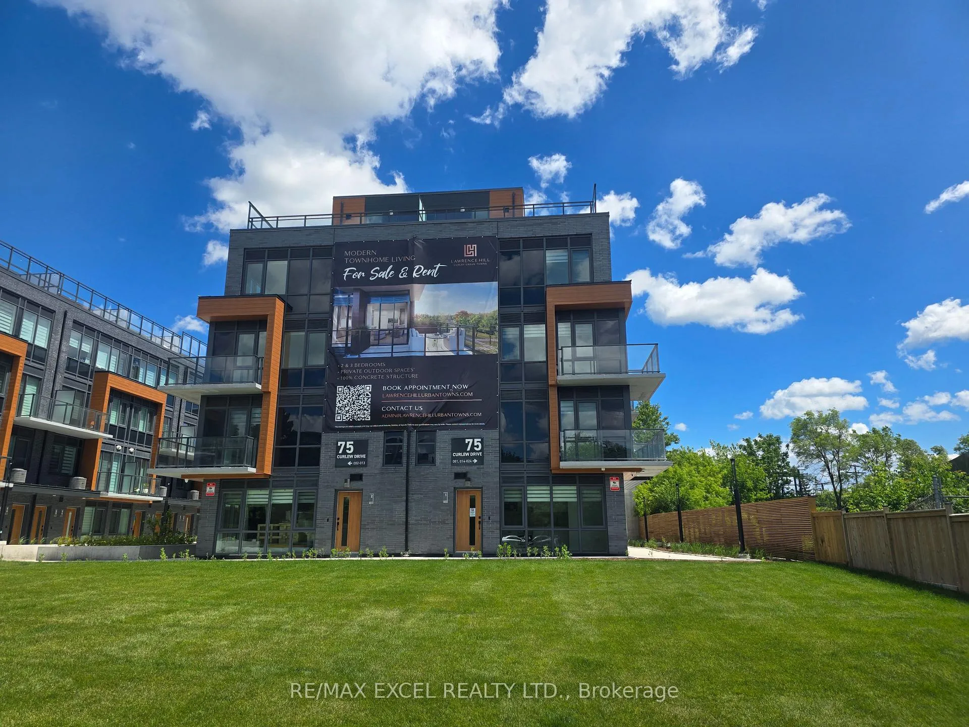Photo 2 of Unit 23, 75 Curlew Drive, North York, Parkwoods-Donalda — HOMEH