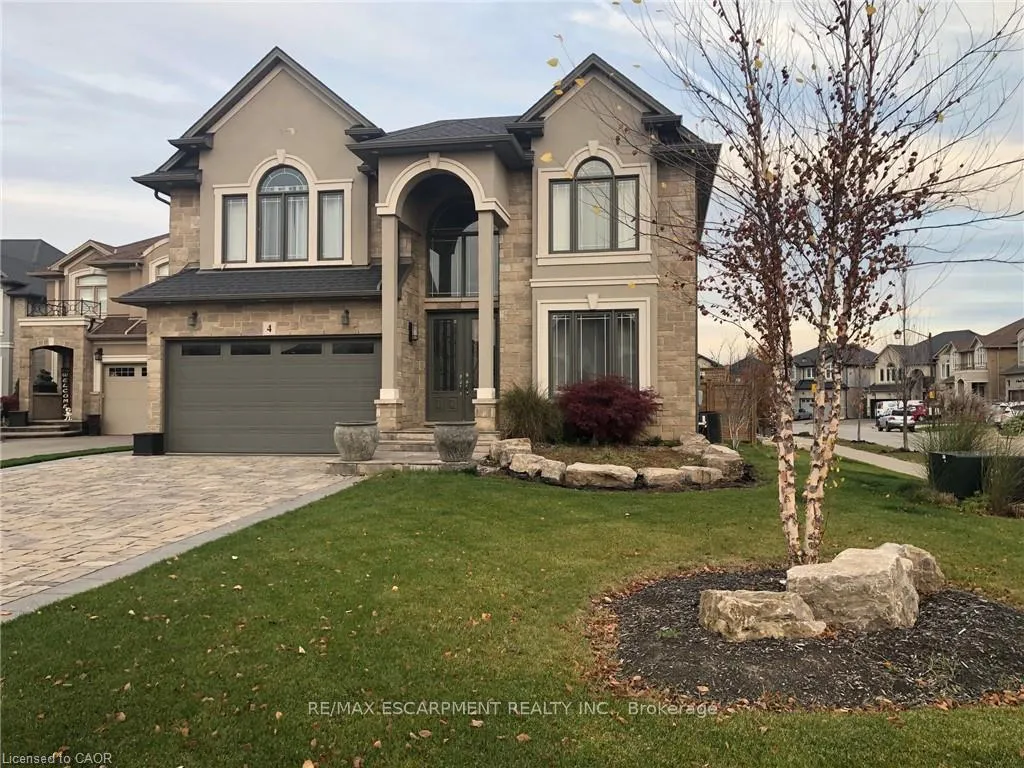 Photo 1 of 4 Raphael Court, Hamilton, Carpenter — HOMEH