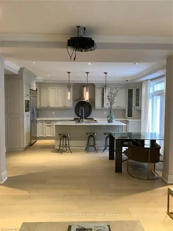 Photo 11 of 4 Raphael Court, Hamilton, Carpenter — HOMEH
