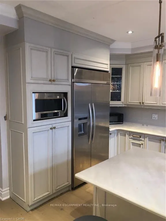 Photo 14 of 4 Raphael Court, Hamilton, Carpenter — HOMEH