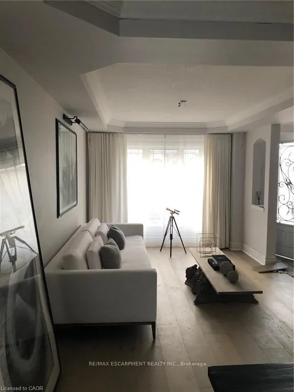 Photo 20 of 4 Raphael Court, Hamilton, Carpenter — HOMEH