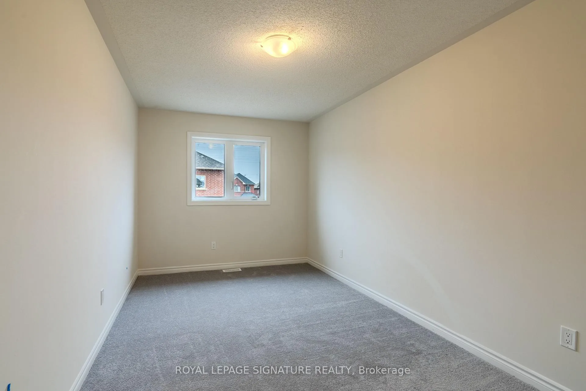Photo 22 of 56 Baker Street, Thorold, Thorold Downtown — HOMEH