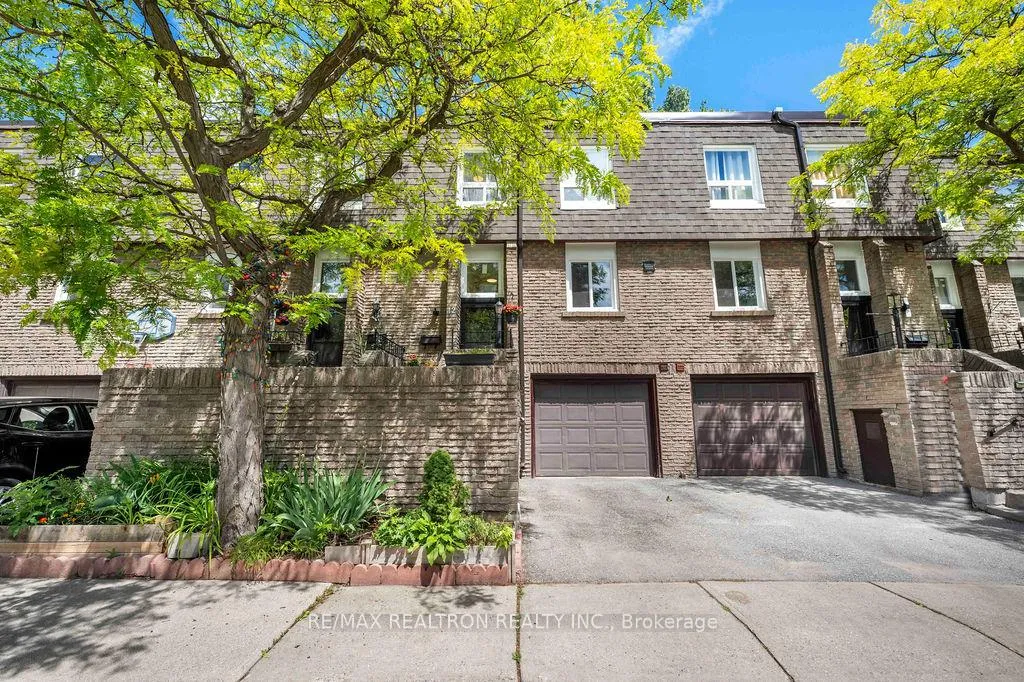 Photo 1 of Unit 12, 1 Davisbrook Boulevard, Scarborough, Tam O'Shanter-Sullivan — HOMEH
