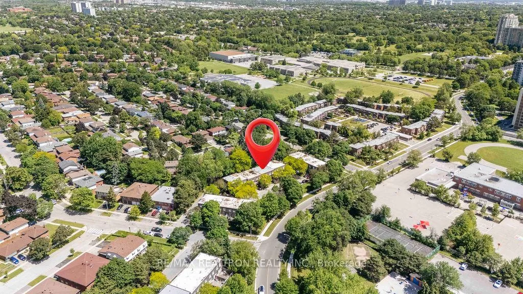 Photo 6 of Unit 12, 1 Davisbrook Boulevard, Scarborough, Tam O'Shanter-Sullivan — HOMEH