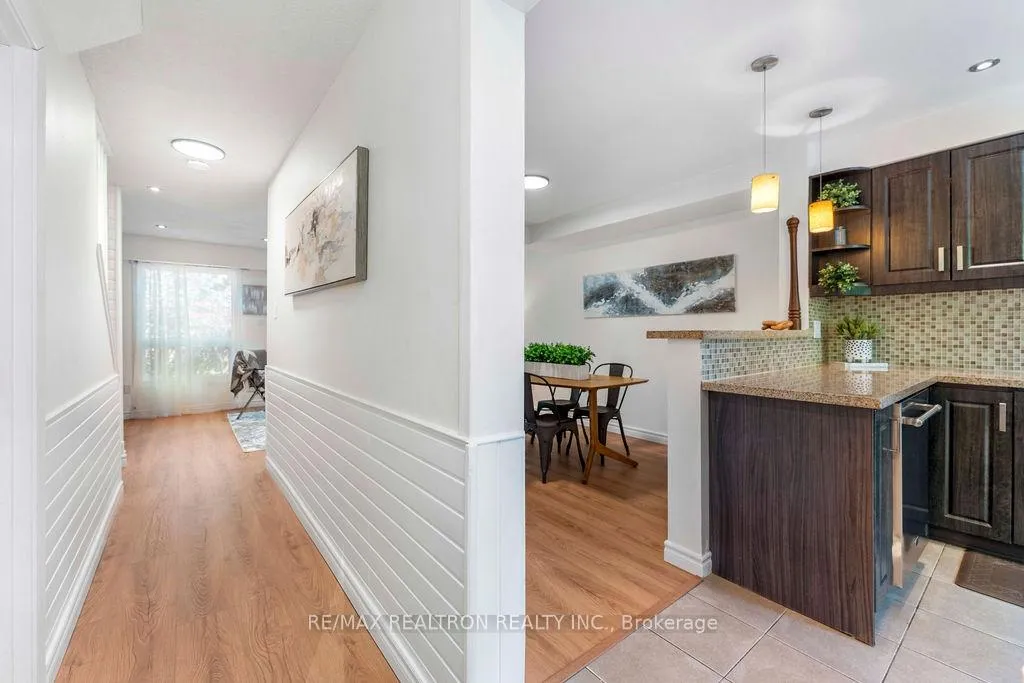 Photo 10 of Unit 12, 1 Davisbrook Boulevard, Scarborough, Tam O'Shanter-Sullivan — HOMEH