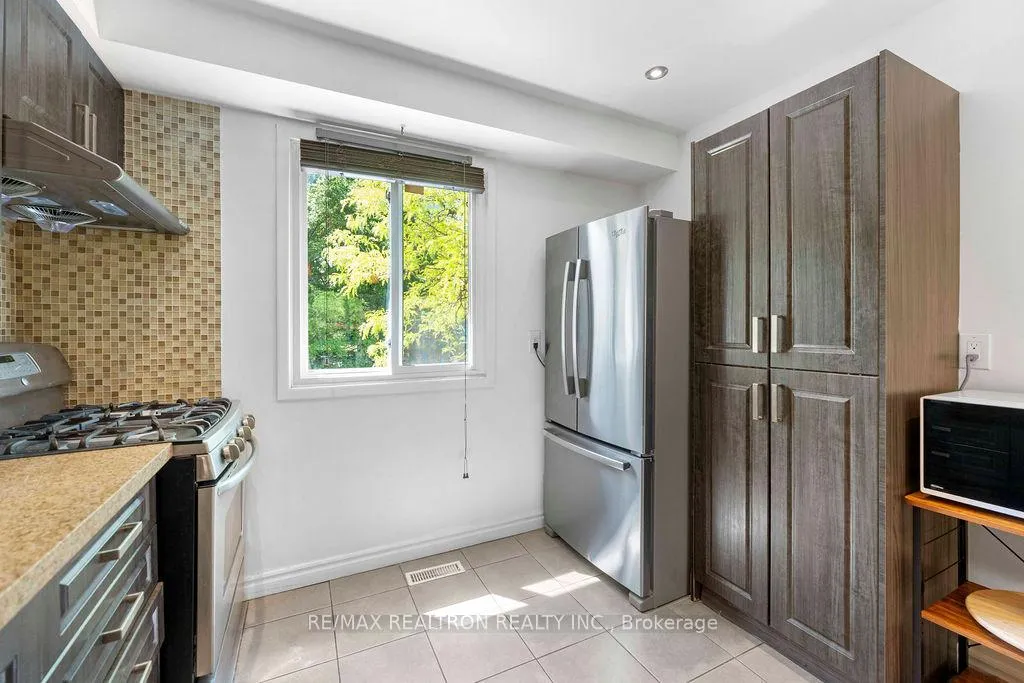 Photo 13 of Unit 12, 1 Davisbrook Boulevard, Scarborough, Tam O'Shanter-Sullivan — HOMEH
