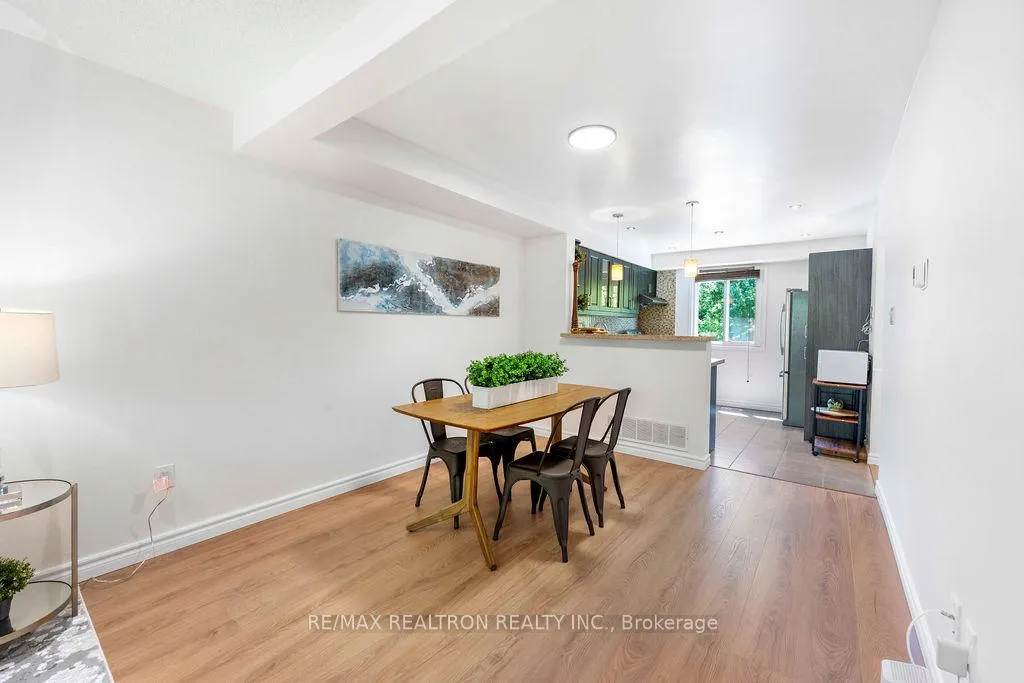 Photo 17 of Unit 12, 1 Davisbrook Boulevard, Scarborough, Tam O'Shanter-Sullivan — HOMEH