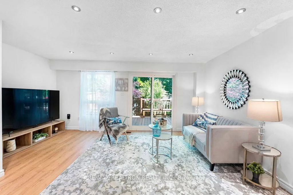 Photo 18 of Unit 12, 1 Davisbrook Boulevard, Scarborough, Tam O'Shanter-Sullivan — HOMEH