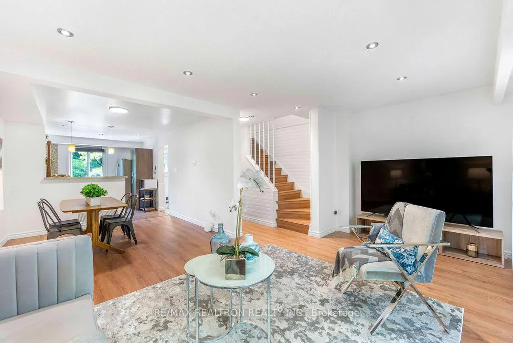Photo 21 of Unit 12, 1 Davisbrook Boulevard, Scarborough, Tam O'Shanter-Sullivan — HOMEH