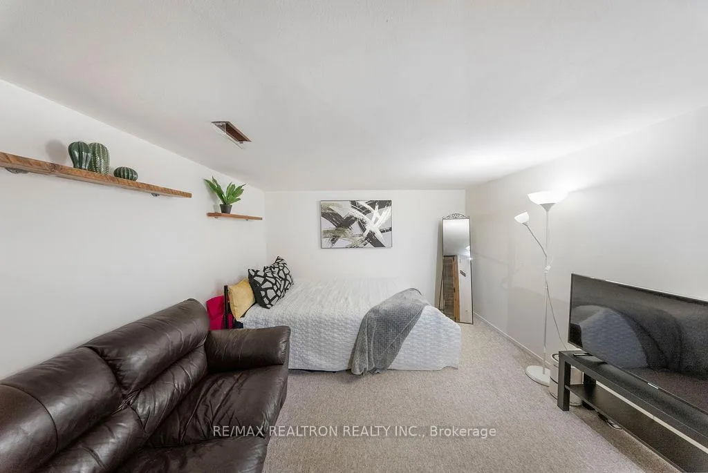 Photo 42 of Unit 12, 1 Davisbrook Boulevard, Scarborough, Tam O'Shanter-Sullivan — HOMEH