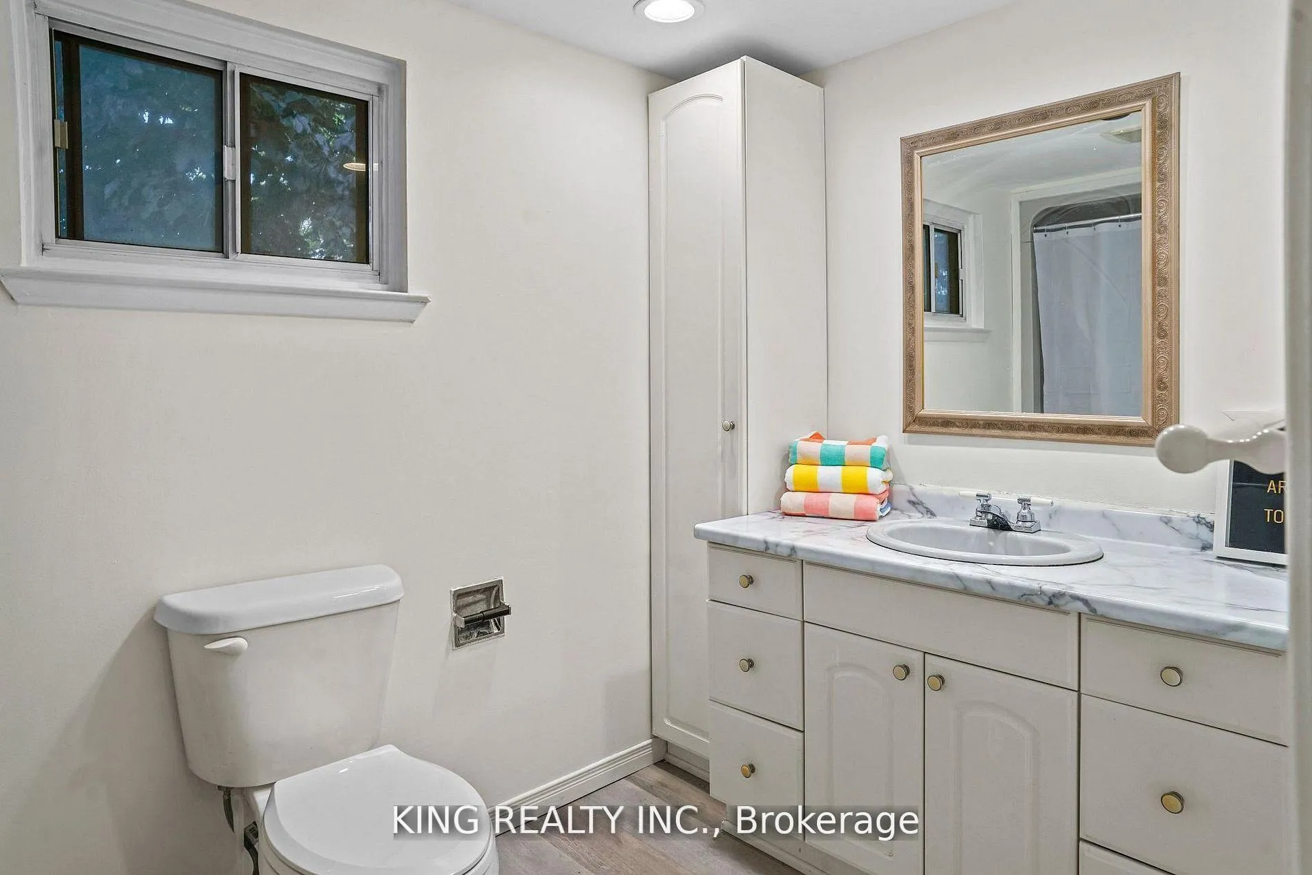 Photo 23 of 16 Wimbledon Court, Brampton, Brampton North — HOMEH