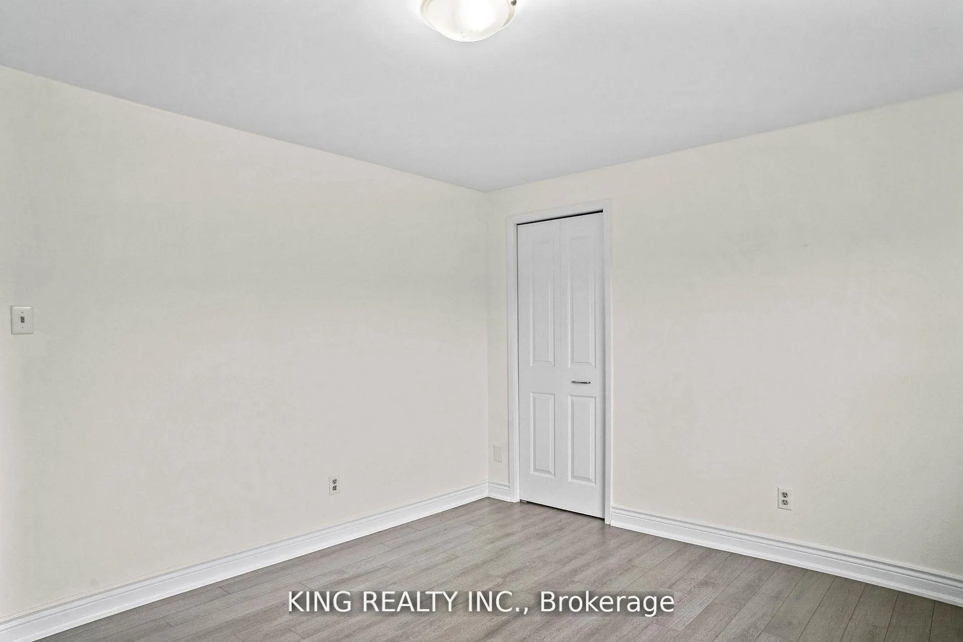 Photo 25 of 16 Wimbledon Court, Brampton, Brampton North — HOMEH