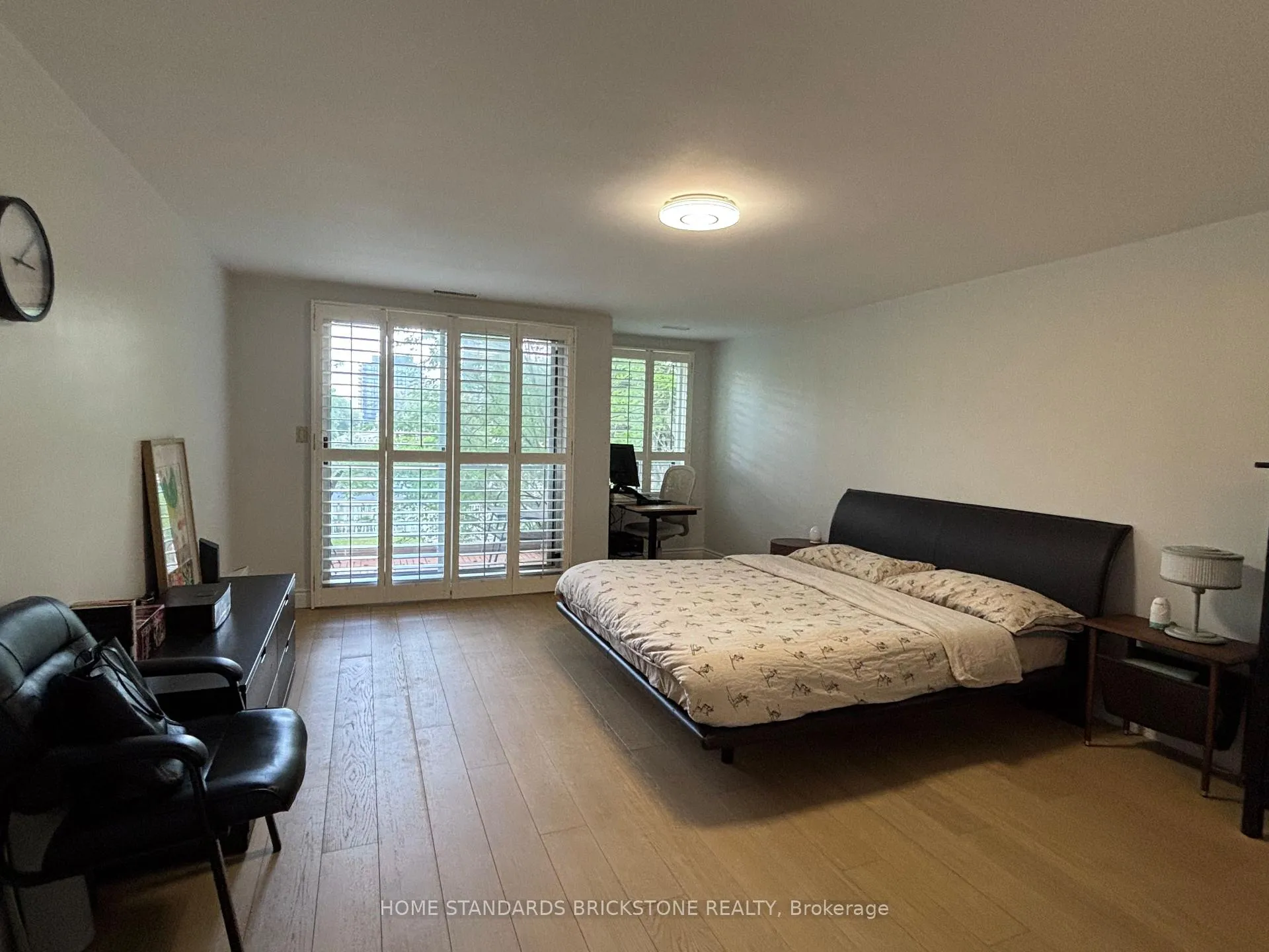 Photo 4 of Unit 202, 9 Greenbriar Road, North York, Bayview Village — HOMEH