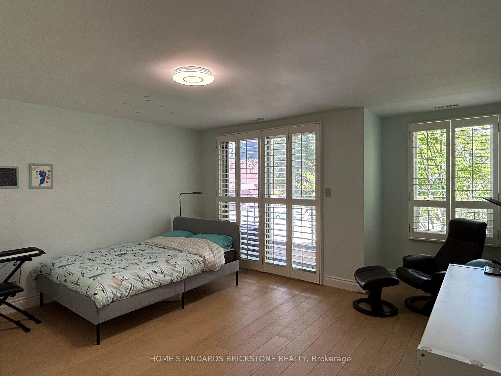 Photo 6 of Unit 202, 9 Greenbriar Road, North York, Bayview Village — HOMEH