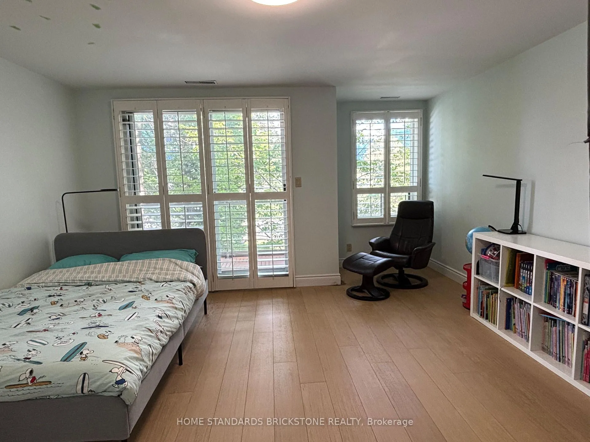Photo 8 of Unit 202, 9 Greenbriar Road, North York, Bayview Village — HOMEH