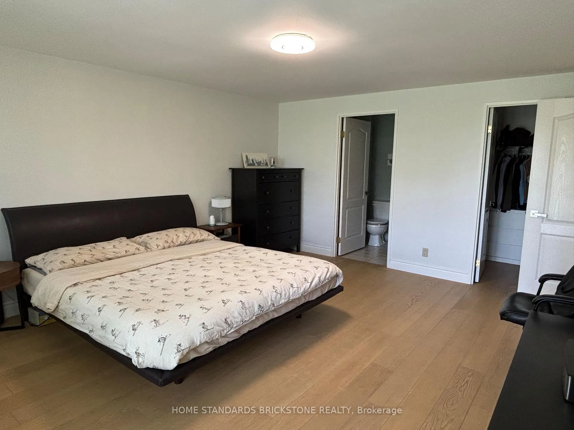 Photo 12 of Unit 202, 9 Greenbriar Road, North York, Bayview Village — HOMEH