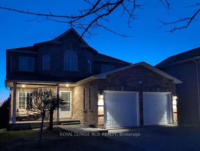 Photo 6 of 82 Coolspring Crescent, Caledon, Bolton East — HOMEH