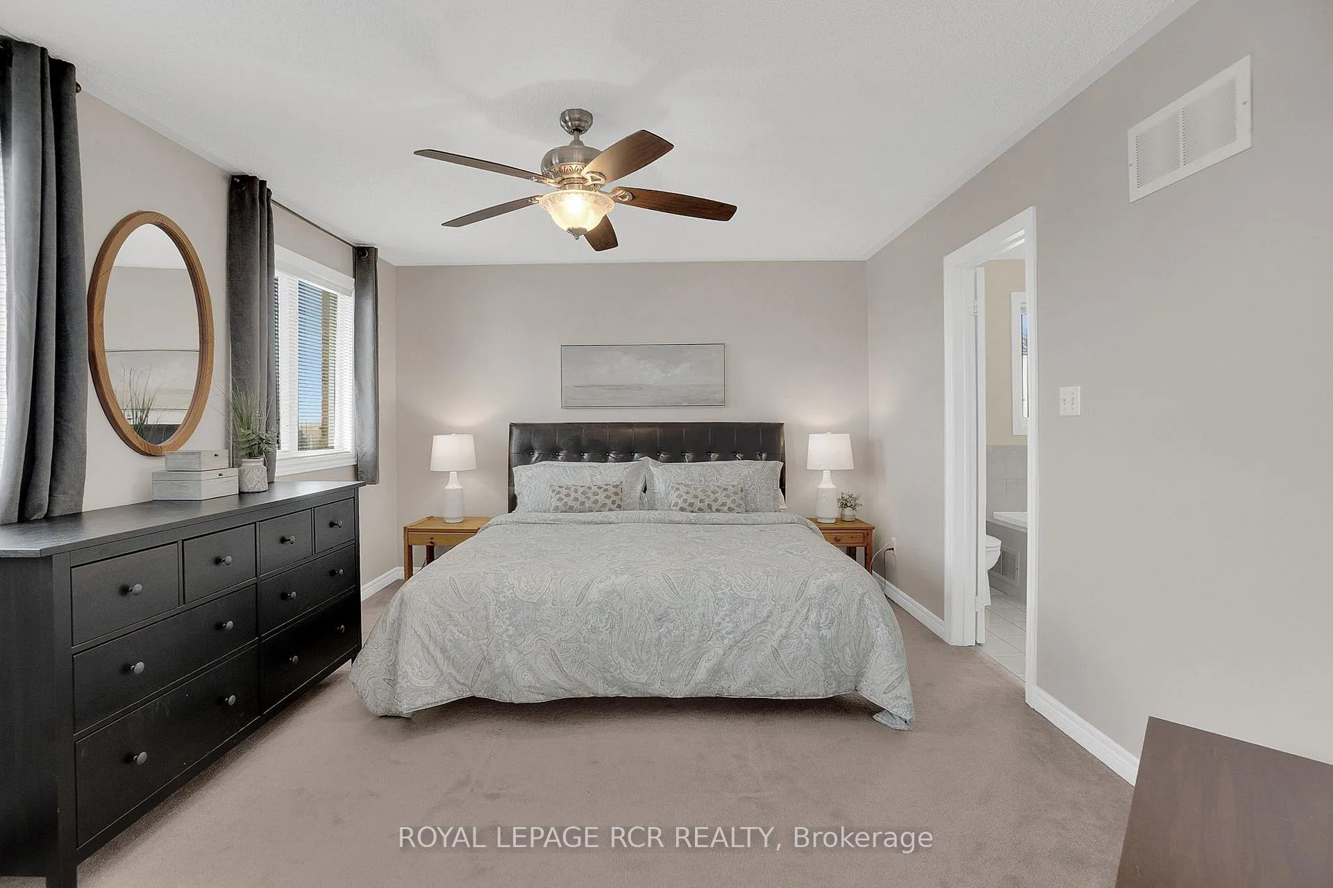 Photo 21 of 82 Coolspring Crescent, Caledon, Bolton East — HOMEH