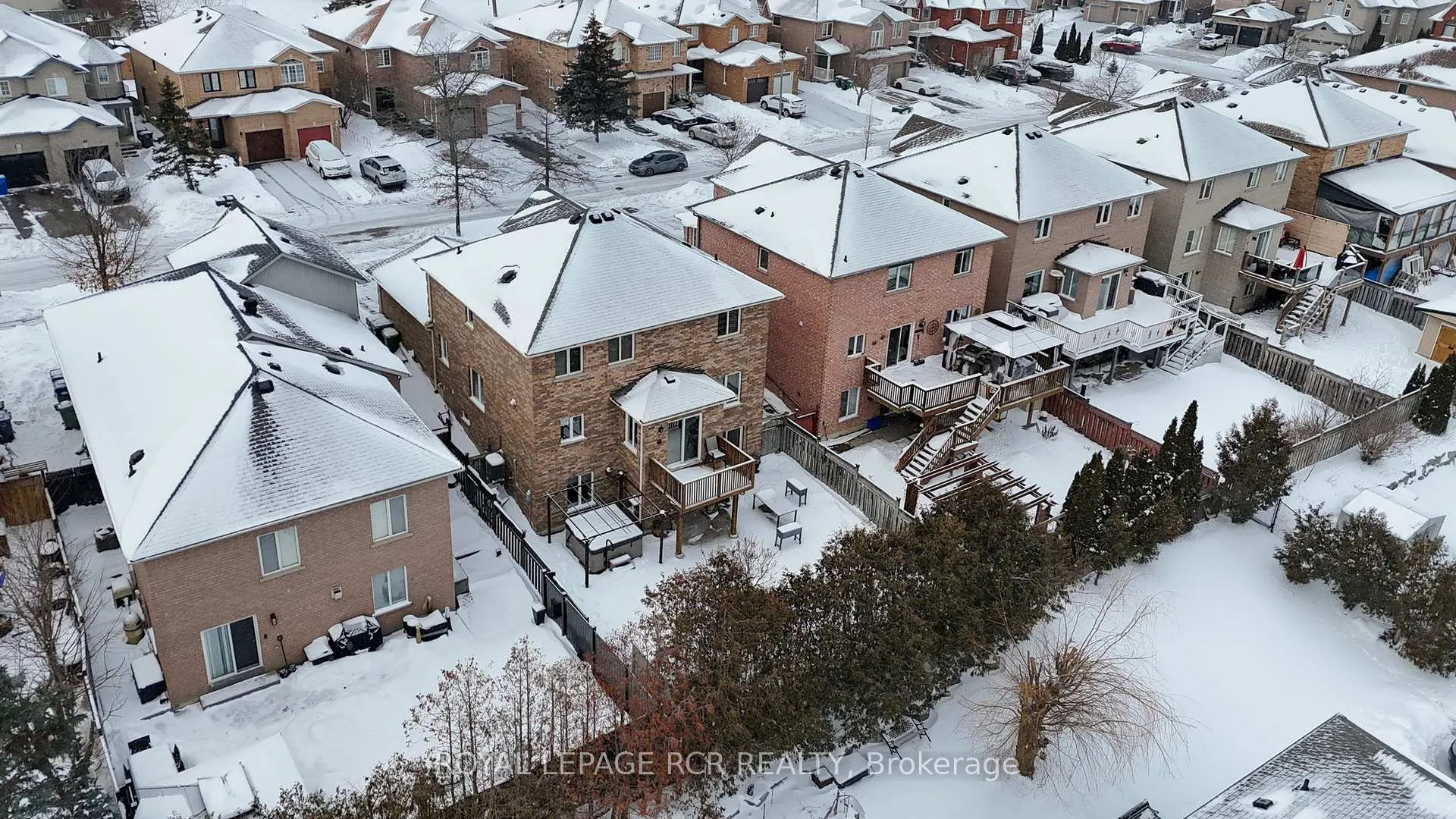 Photo 36 of 82 Coolspring Crescent, Caledon, Bolton East — HOMEH