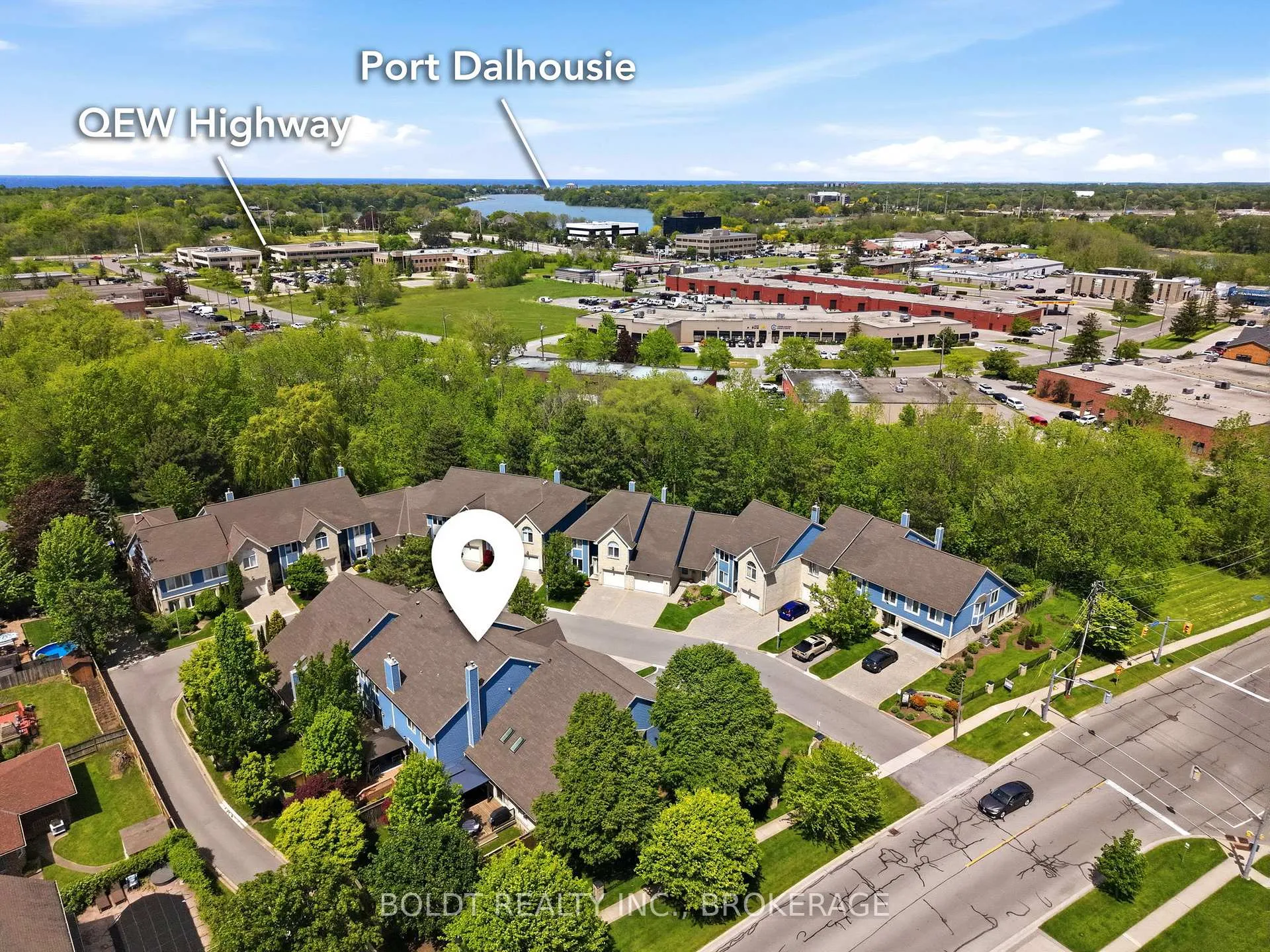 Photo 2 of Unit 14, 77 Erion Road, St. Catharines, Grapeview — HOMEH