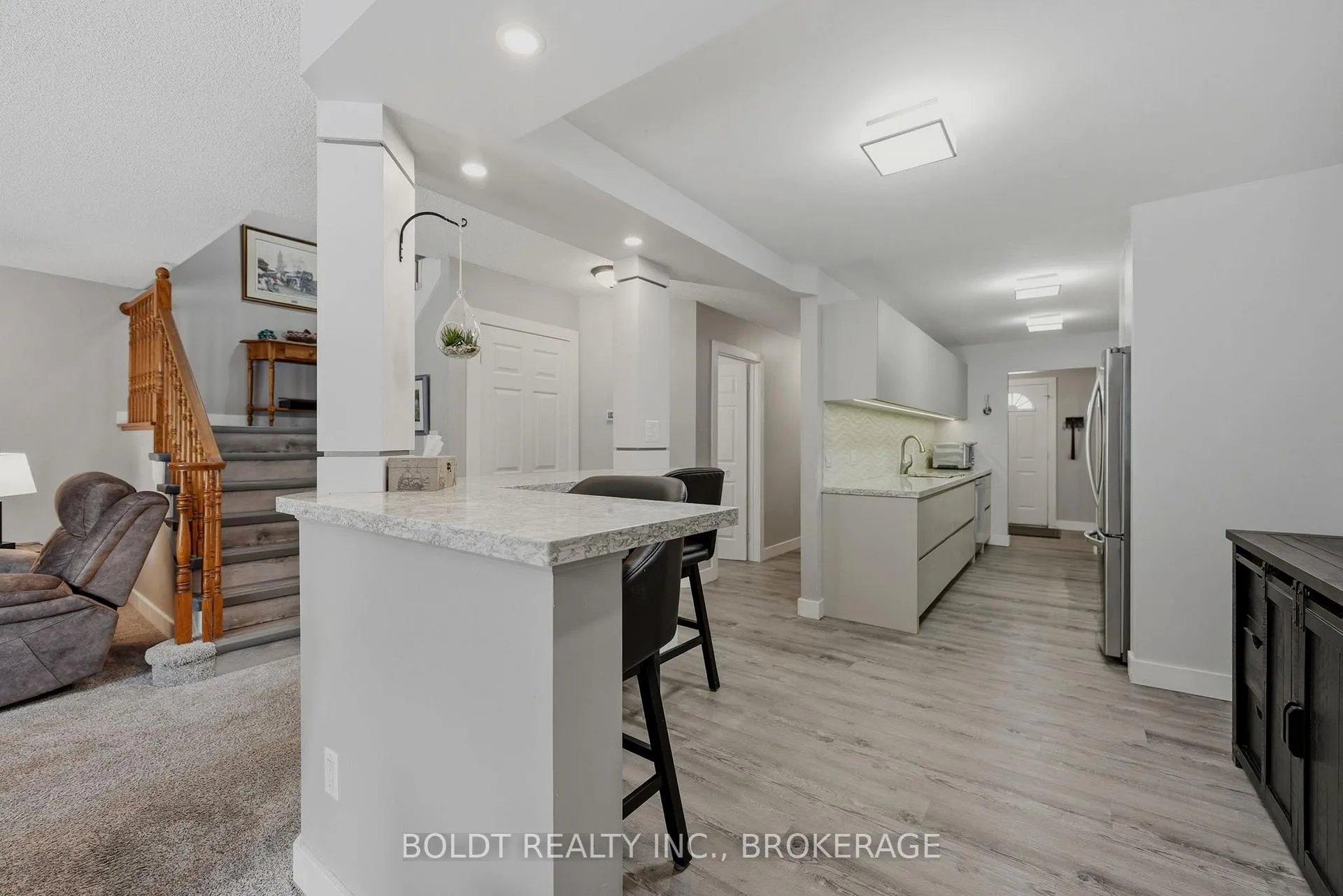 Photo 15 of Unit 14, 77 Erion Road, St. Catharines, Grapeview — HOMEH