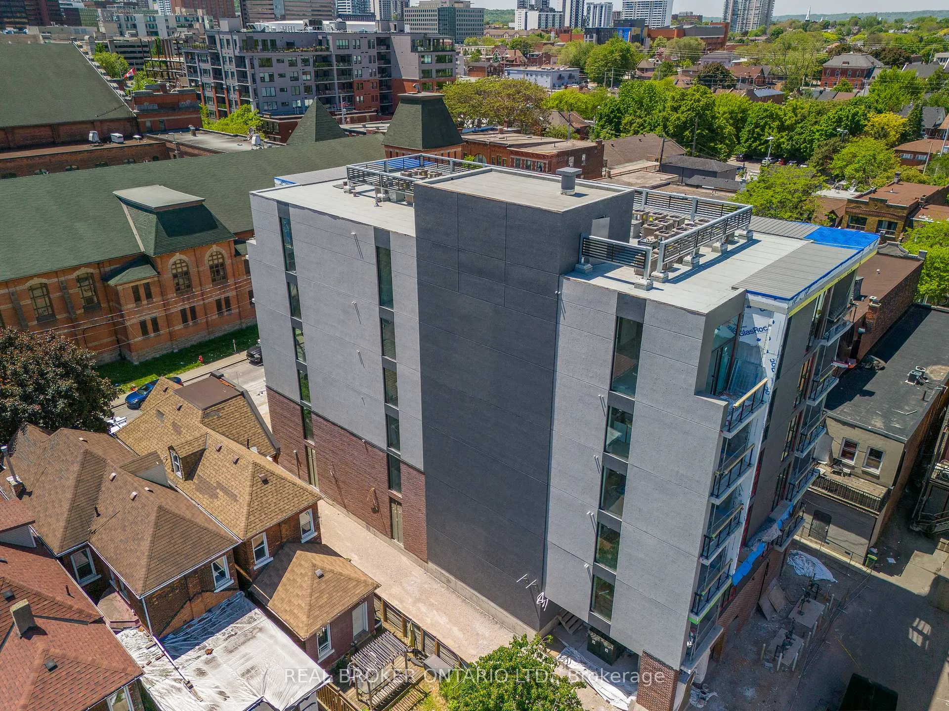 Photo 14 of Unit 402, 11 Robert Street, Hamilton, Beasley — HOMEH
