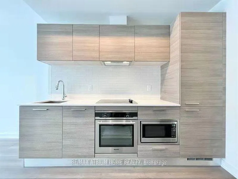 Photo 3 of Unit 301, 3 Gloucester Street, Toronto, Church-Yonge Corridor — HOMEH