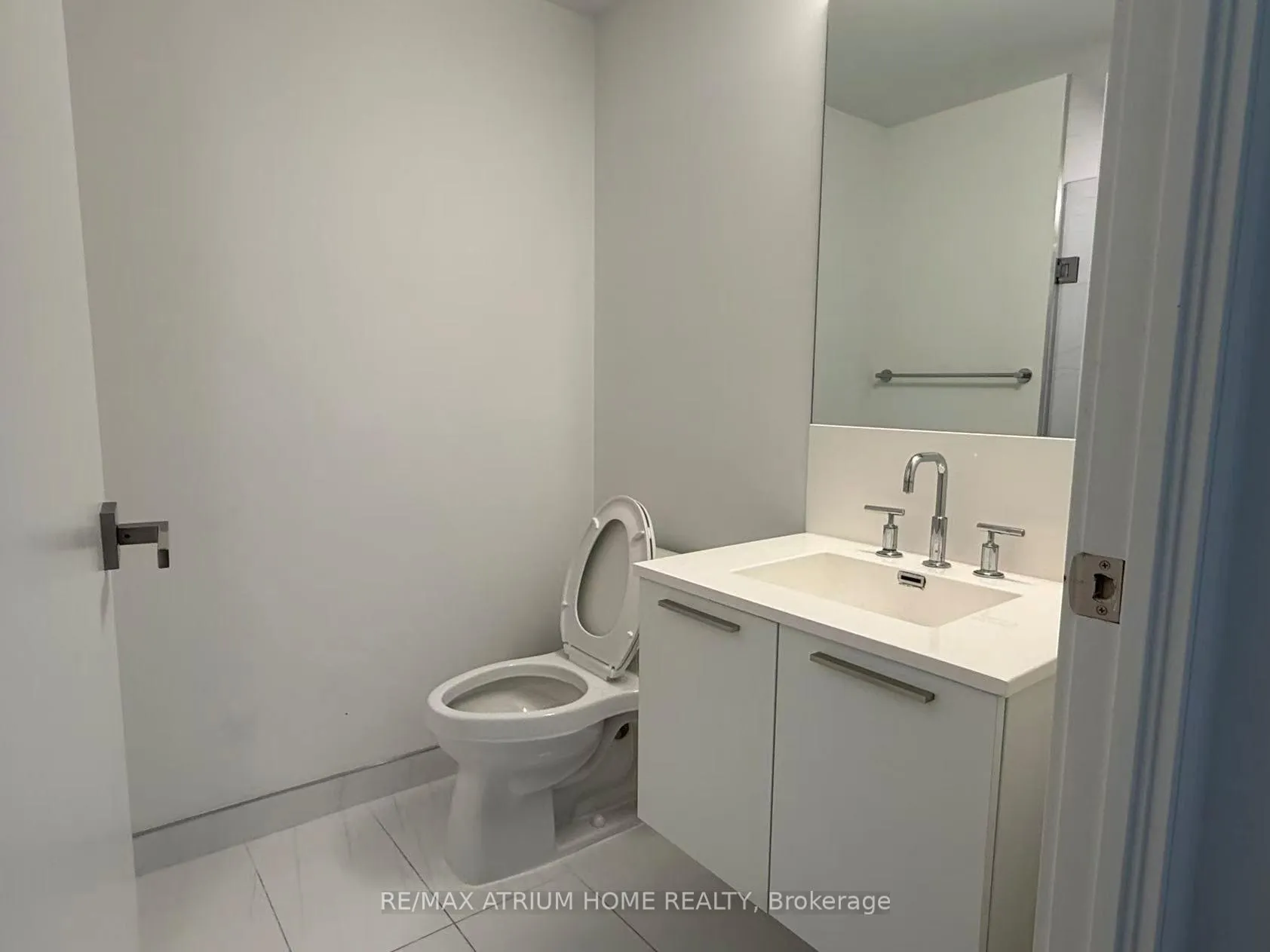 Photo 7 of Unit 301, 3 Gloucester Street, Toronto, Church-Yonge Corridor — HOMEH