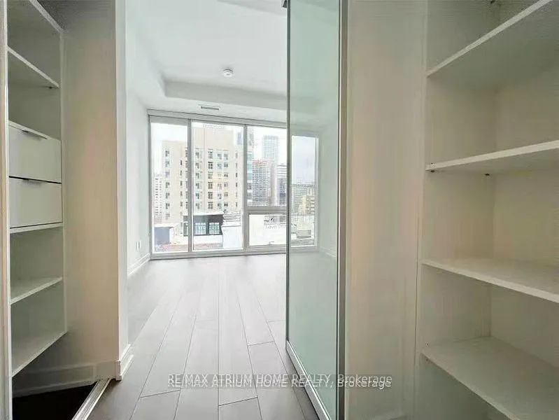 Photo 9 of Unit 301, 3 Gloucester Street, Toronto, Church-Yonge Corridor — HOMEH