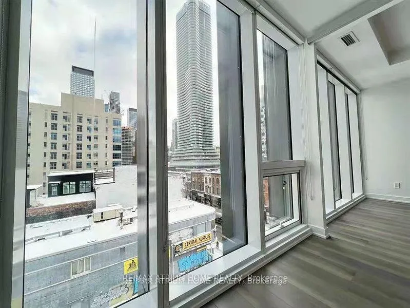 Photo 10 of Unit 301, 3 Gloucester Street, Toronto, Church-Yonge Corridor — HOMEH